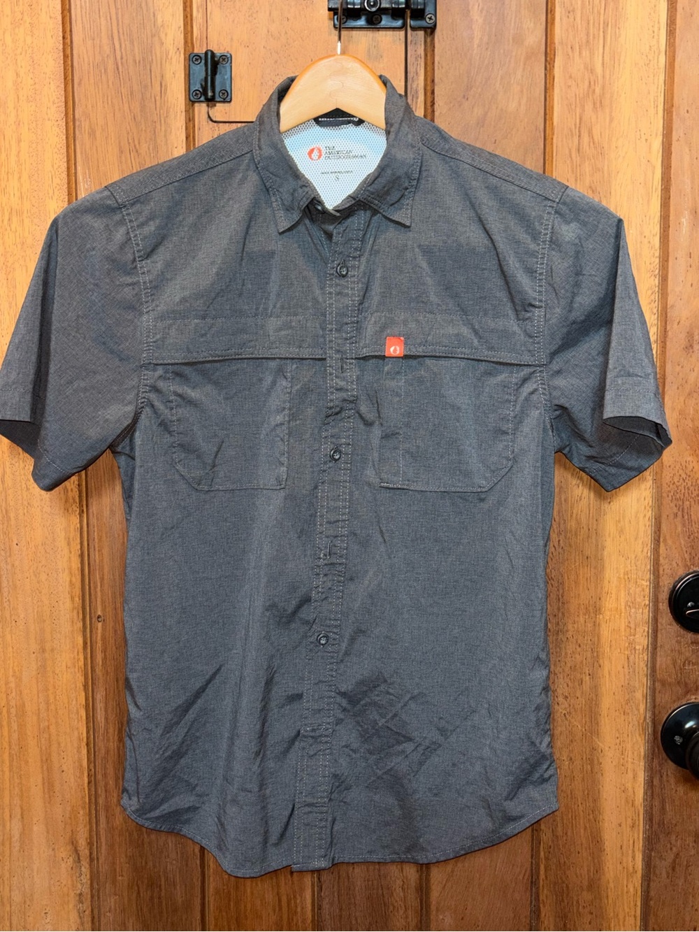 American Outdoorsman Men's Fishing Shirt in Charcoal Gray